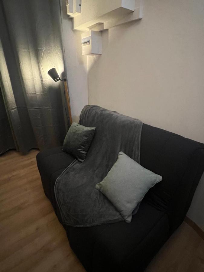 Ferienwohnung Le Bjorn - T1 Chaleureux Refait A Neuf - Centre Niort Exterior foto