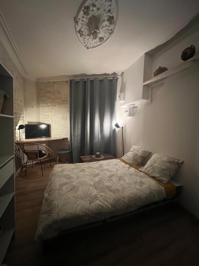 Ferienwohnung Le Bjorn - T1 Chaleureux Refait A Neuf - Centre Niort Exterior foto